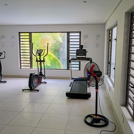 Appt Neuf De 2Ch Ds Residence Avec Piscine, Route Cotiere Grand Baie Exterior photo