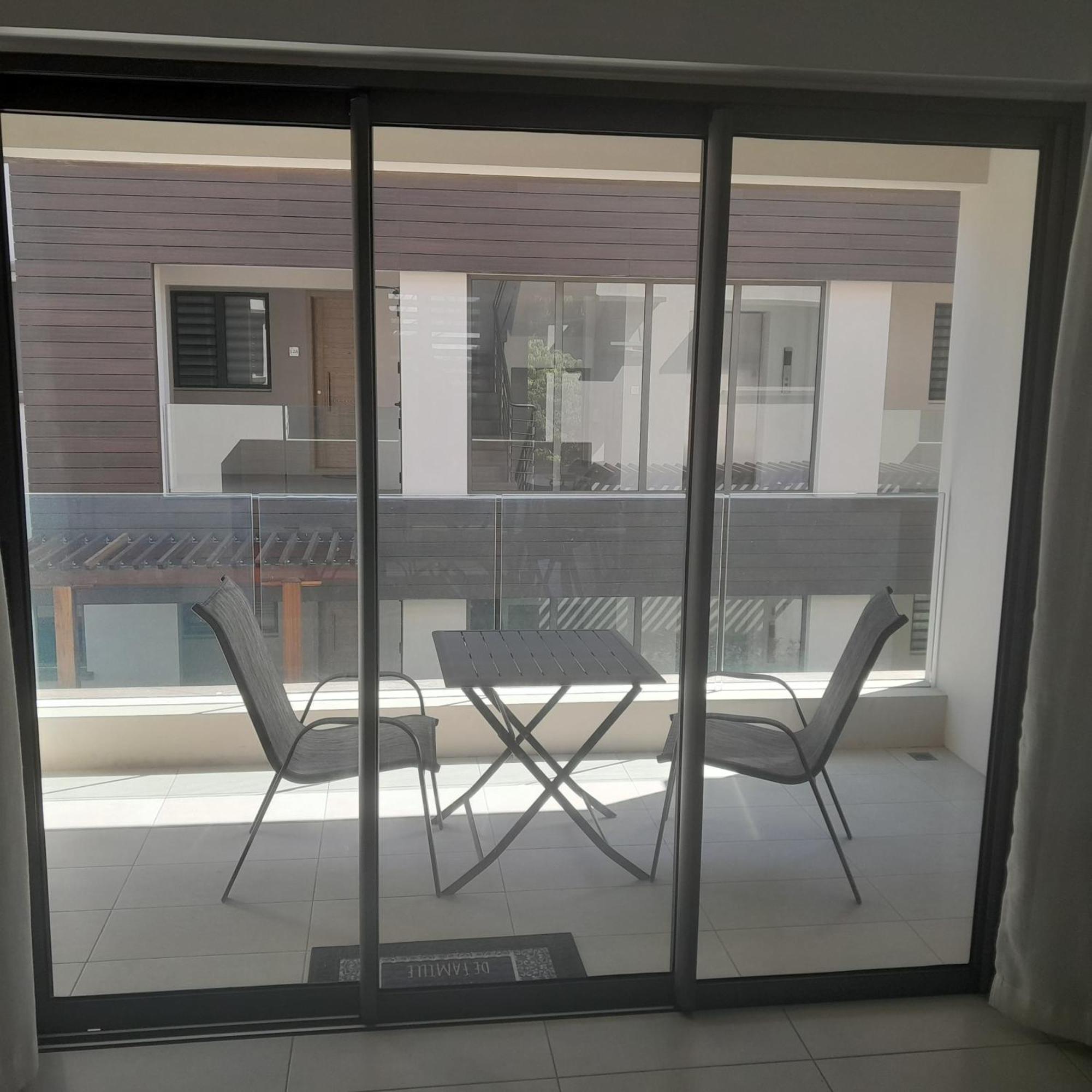 Appt Neuf De 2Ch Ds Residence Avec Piscine, Route Cotiere Grand Baie Exterior photo